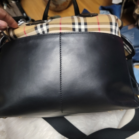 COPY - Burberry Weekender/Diaper bag - Picture 5 of 9